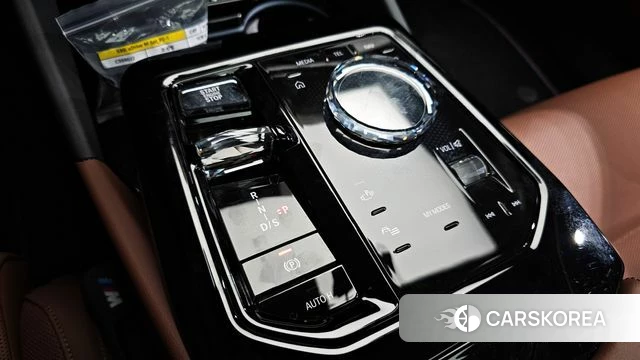 BMW 5 Series (G60) id 3850358 из Кореи 19