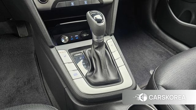 Hyundai Avante AD id 4568595 из Кореи 29