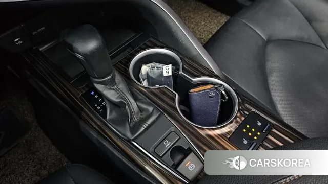 Toyota Camry (XV70) id 3535798 из Кореи 19