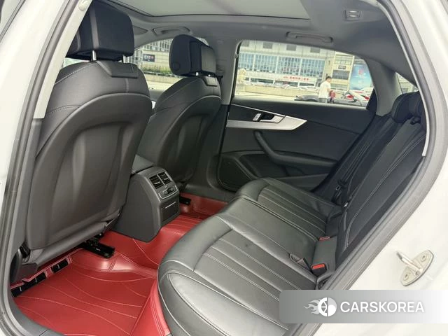 Audi A4L id 4272855 из Китая 17