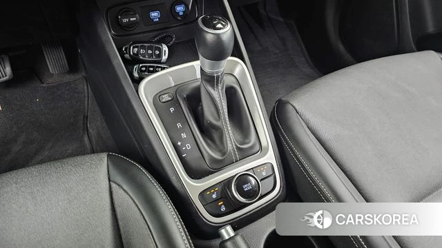Hyundai Venue id 4632686 из Кореи 29