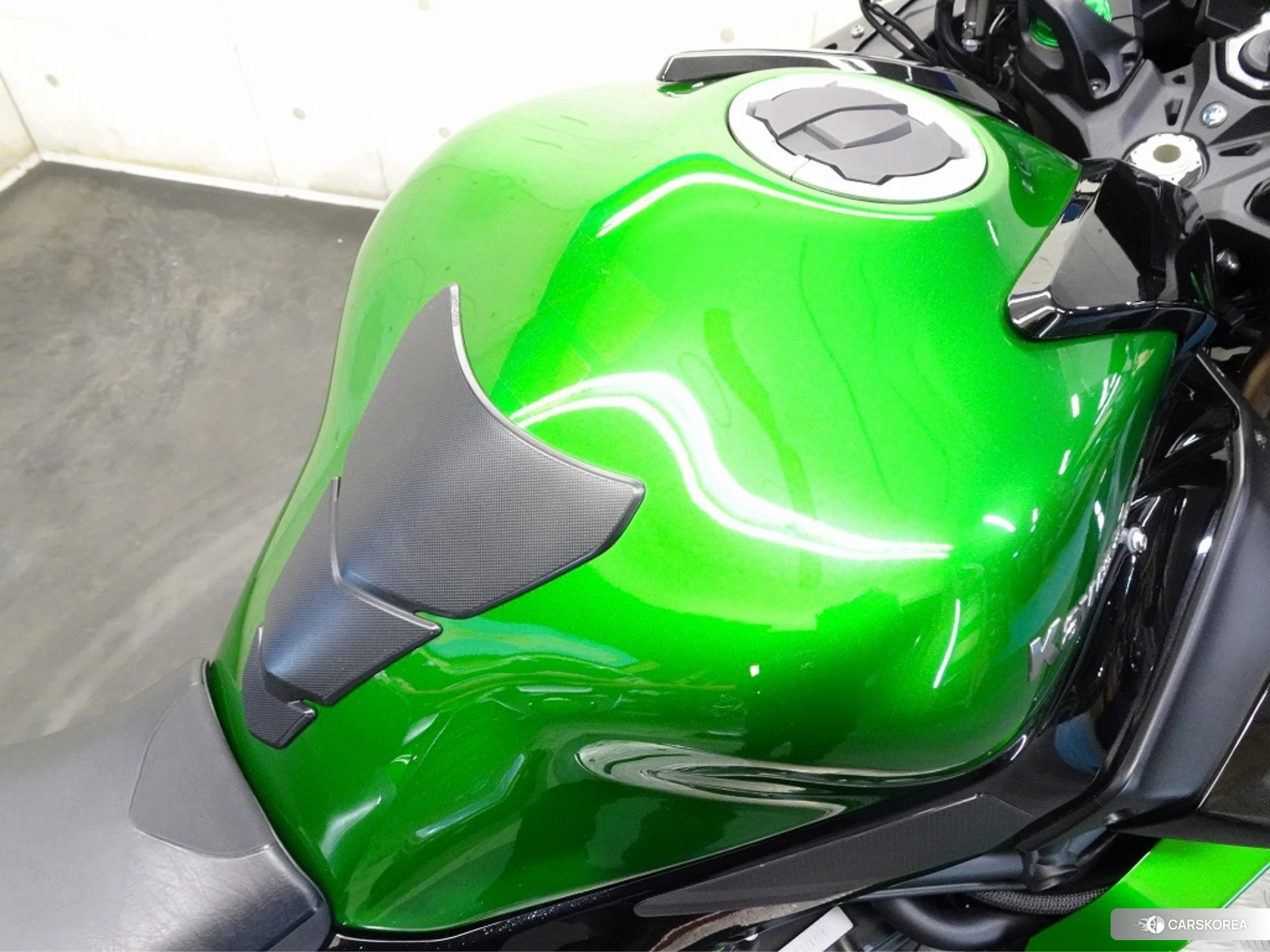 Kawasaki NINJA H2 SX SE id 3947849 из Японии 30