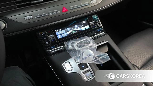 Hyundai The New Grandeur IG Hybrid id 4349823 из Кореи 32