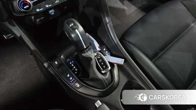 Hyundai Veloster (JS) id 3672139 из Кореи 19