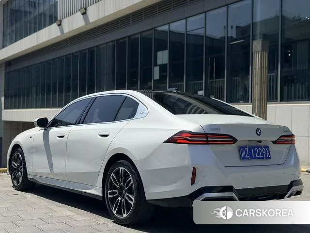 BMW 5 series id 4265422 из Китая 9