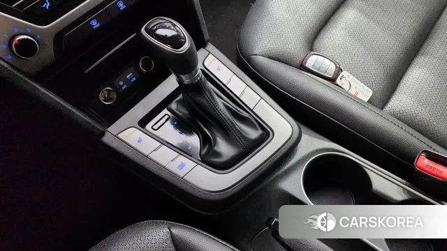 Hyundai Avante AD id 3474815 из Кореи 19