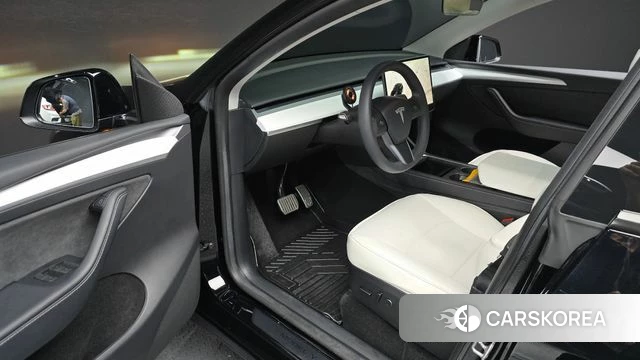 Tesla Model Y id 4834696 из Кореи 29