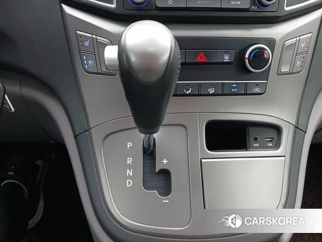 Hyundai The New Grand Starex id 4890424 из Кореи 19