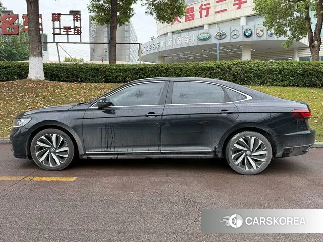 Volkswagen Passat id 4298166 из Китая 12