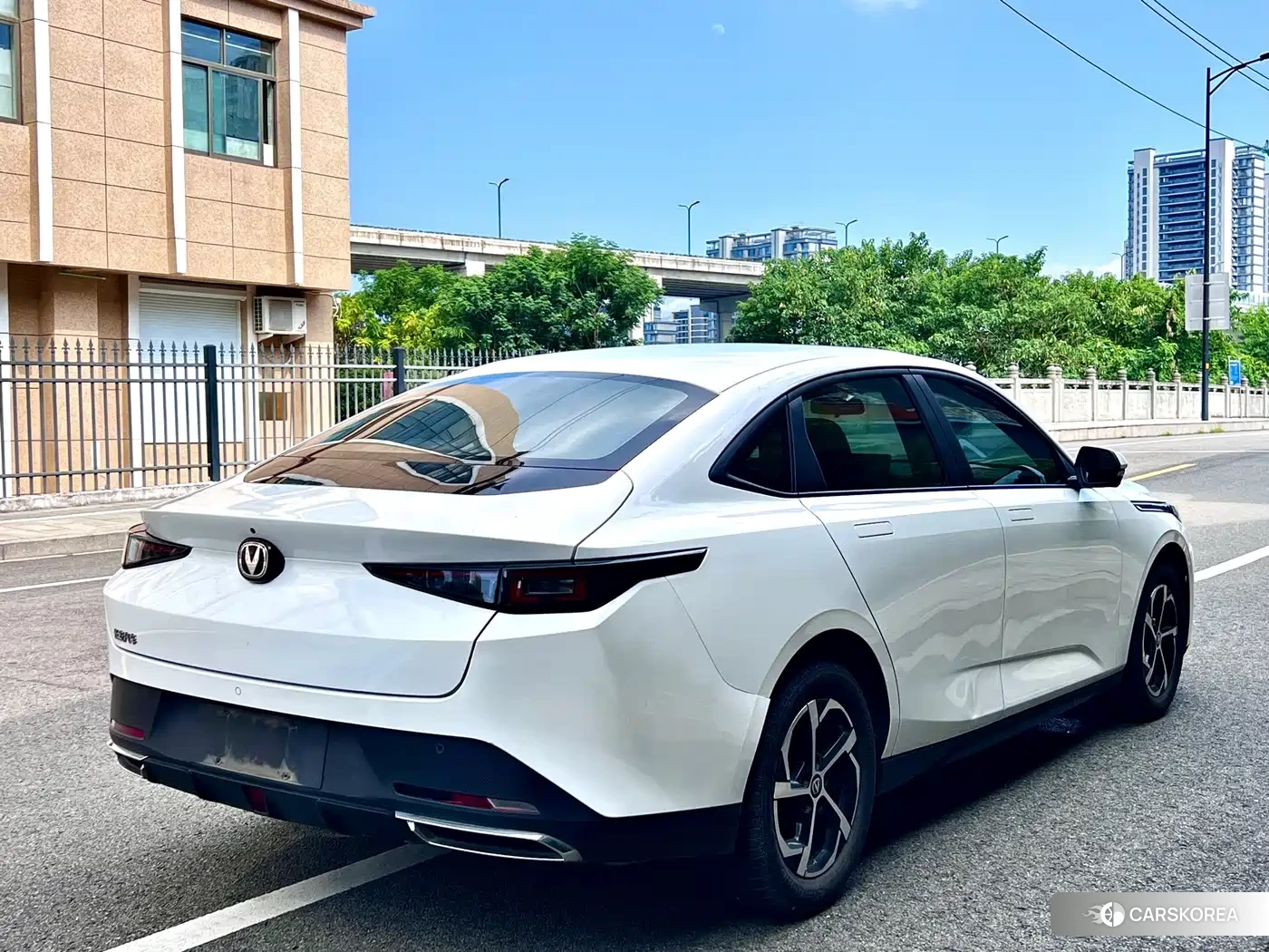 Chang'an Yidong id 4629025 из Китая 15