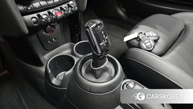 Mini Cooper S id 3449230 из Кореи 19