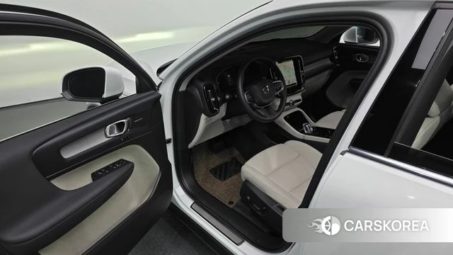 Volvo XC40 id 4381648 из Кореи 29