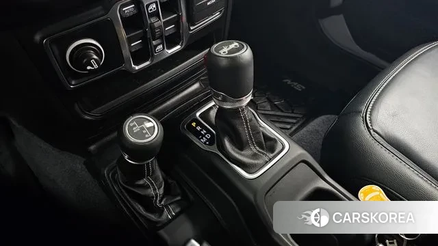 Jeep Wrangler (JL) id 3504862 из Кореи 19