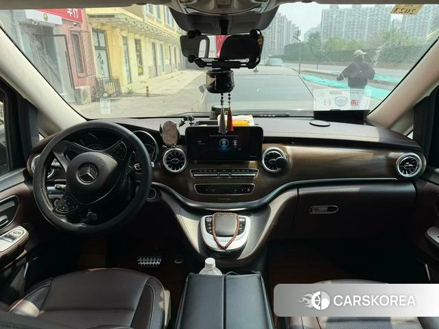 Mercedes-Benz V-class id 4393244 из Китая 9