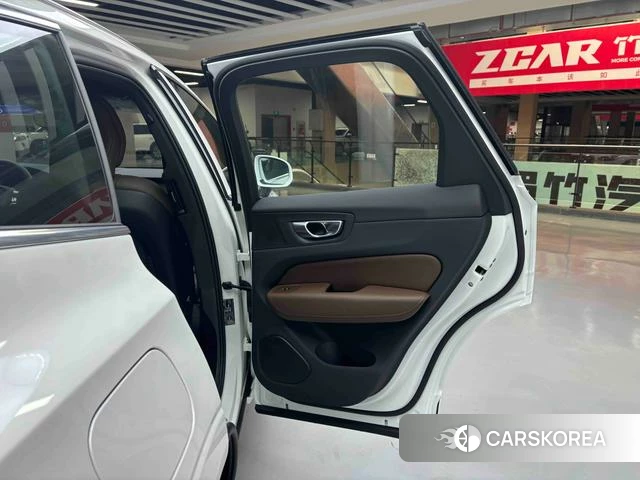 Volvo XC60 id 4254862 из Китая 44