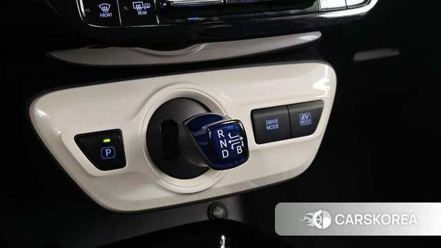 Toyota Prius 4th Generation id 4233063 из Кореи 29