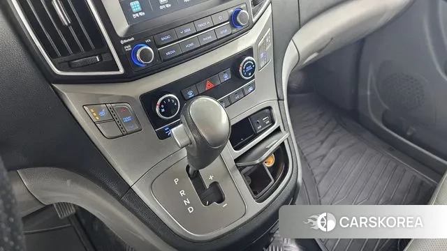 Hyundai The New Grand Starex id 3008789 из Кореи 19