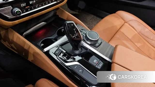 BMW 5 Series (G30) id 3656216 из Кореи 19