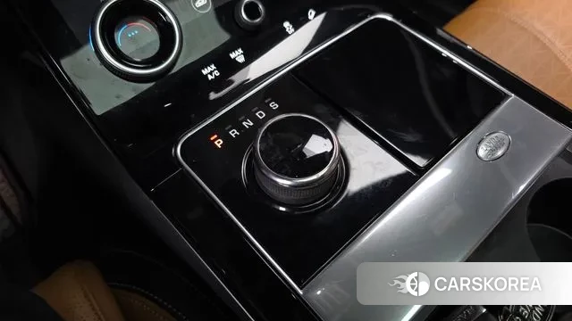 Land Rover Range Rover Velar id 3380632 из Кореи 19