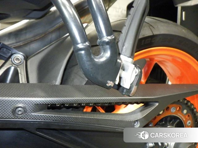 Проданный KTM 890 DUKE R id 4184184 из Японии, фото 23
