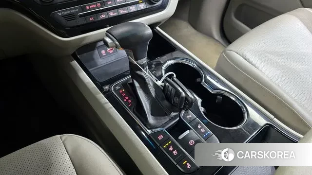 Kia The New Carnival id 2932246 из Кореи 19