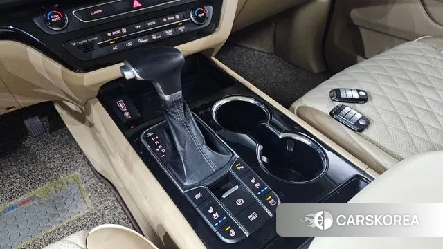 Kia The New Carnival id 3464522 из Кореи 19