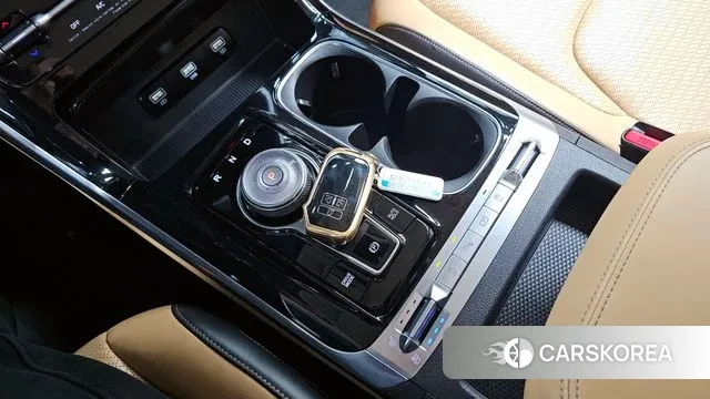 Kia Carnival 4th generation id 3703013 из Кореи 19