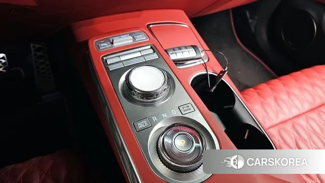 Genesis GV70 id 3164250 из Кореи 19