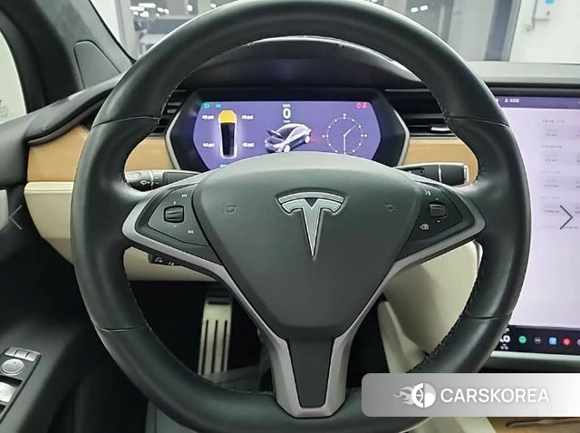Tesla Model X id 4250611 из Кореи 18