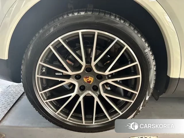 Porsche Cayenne (PO536) id 3076555 из Кореи 16