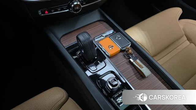 Volvo V60 Cross-Country 2nd Generation id 3840061 из Кореи 19