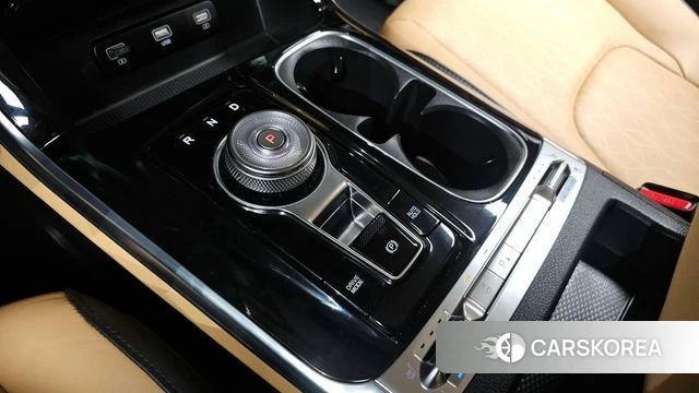 Kia Carnival 4th generation id 4383012 из Кореи 19