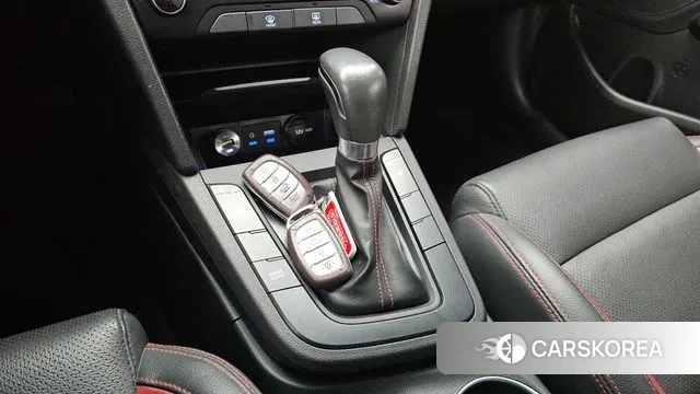 Hyundai Avante AD id 3667057 из Кореи 19