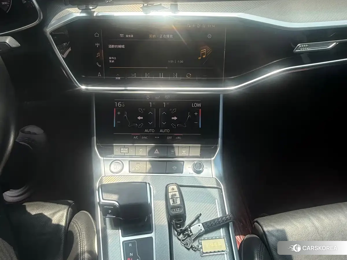 Audi A6L id 4546666 из Китая 33