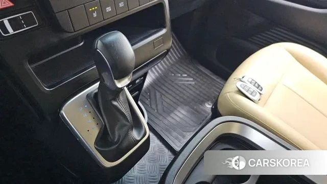 Hyundai Staria id 3659360 из Кореи 19