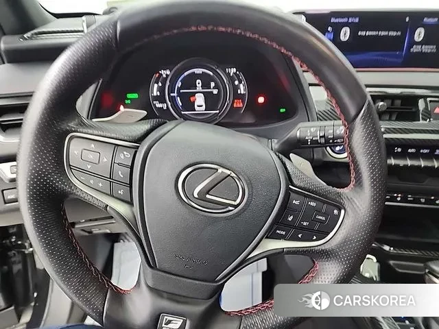 Lexus UX250h id 3444288 из Кореи 17