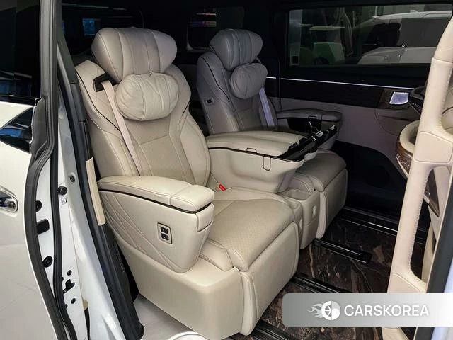 Toyota Elfa id 4335121 из Китая 16