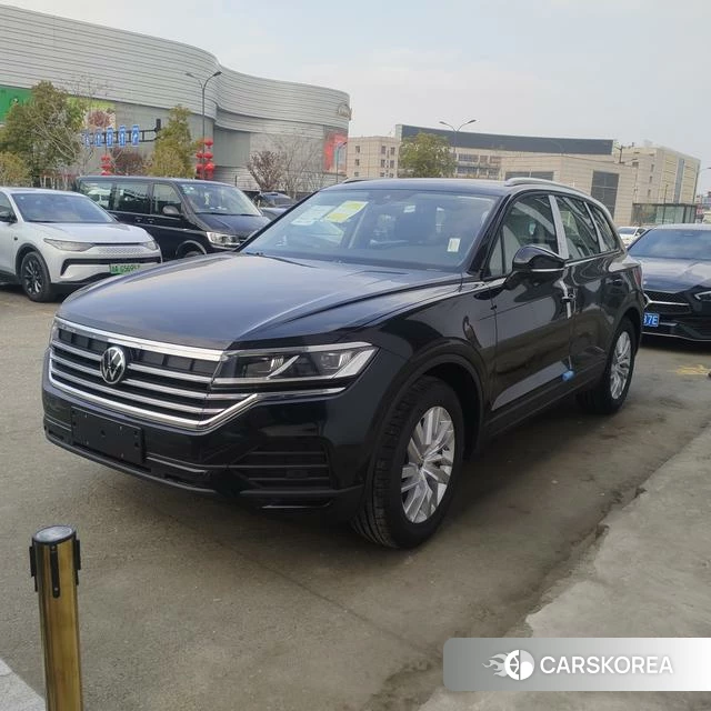 Volkswagen Touareg id 4261158 из Китая 12