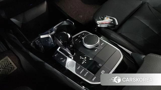 BMW 1 Series (F40) id 3799777 из Кореи 19