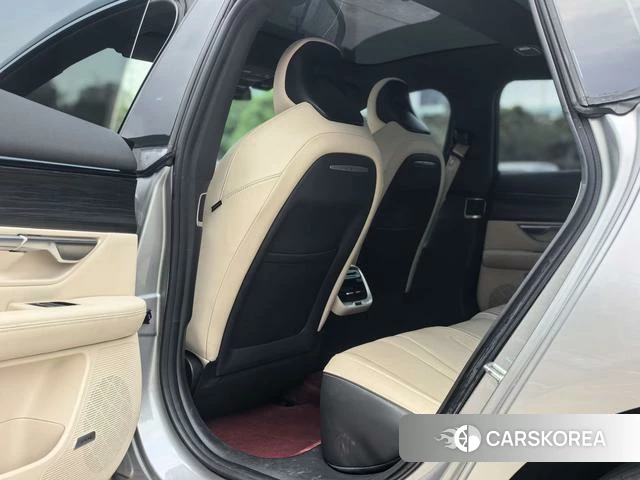 Xiaopeng Motors Xiaopeng P7 id 3876165 из Китая 17