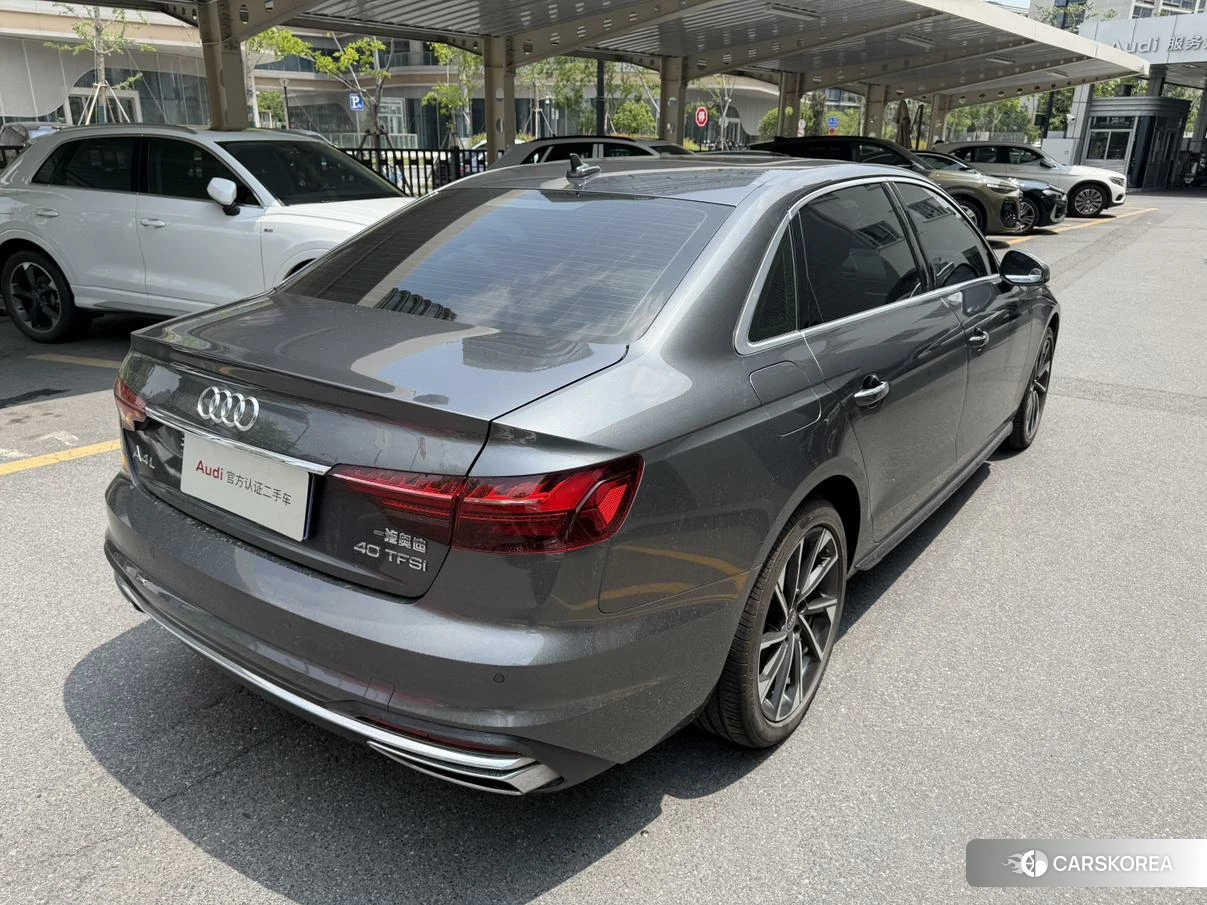 Audi A4L id 4420011 из Китая 11