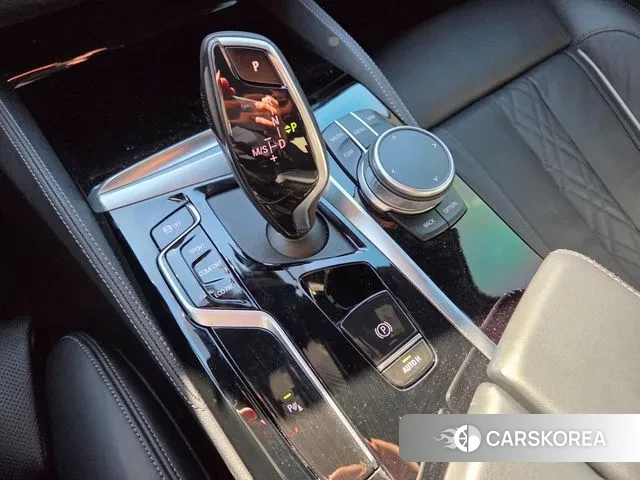 BMW 5 Series (G30) id 3301140 из Кореи 11