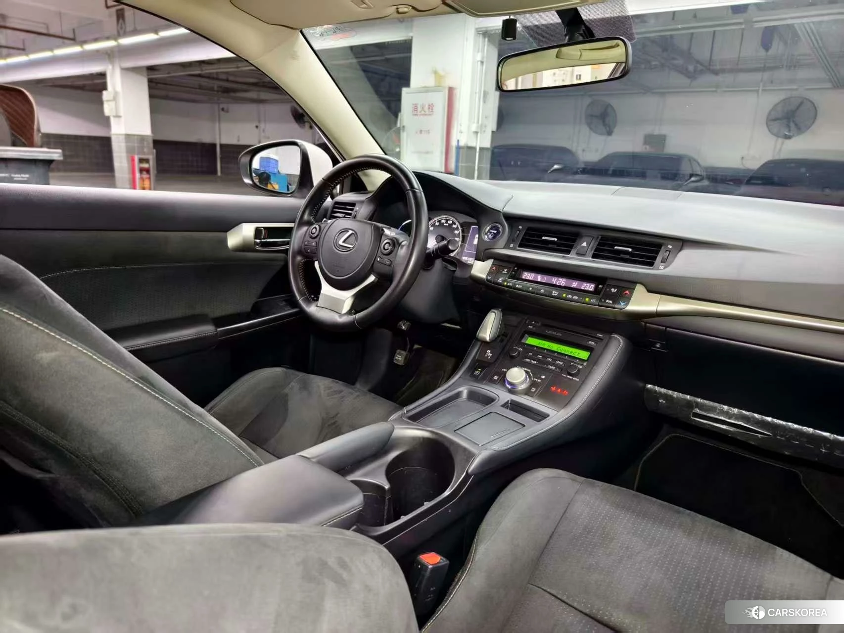Lexus CT id 4420340 из Китая 20