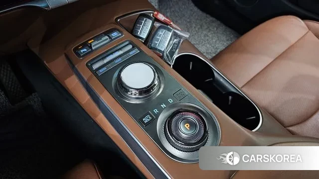 Genesis GV70 id 3586219 из Кореи 19