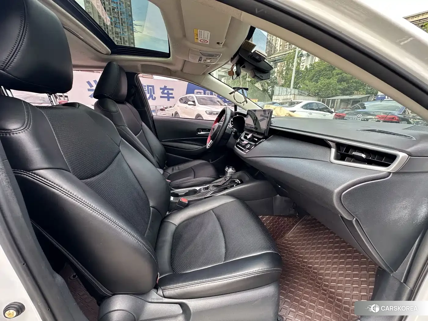 Toyota Corolla id 4679765 из Китая 20