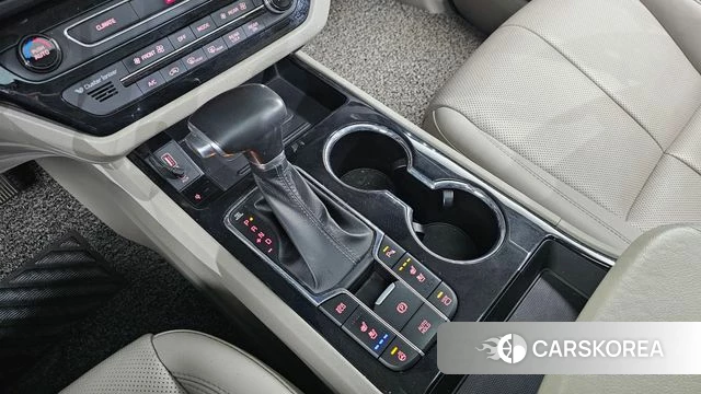 Kia The New Carnival id 4403606 из Кореи 19