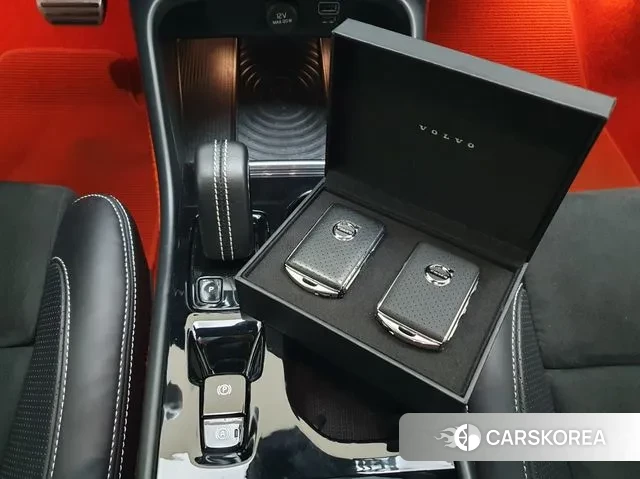 Volvo XC40 id 3396966 из Кореи 19