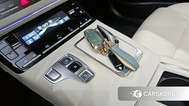 Hyundai The New Grandeur IG Hybrid id 3032163 из Кореи 19