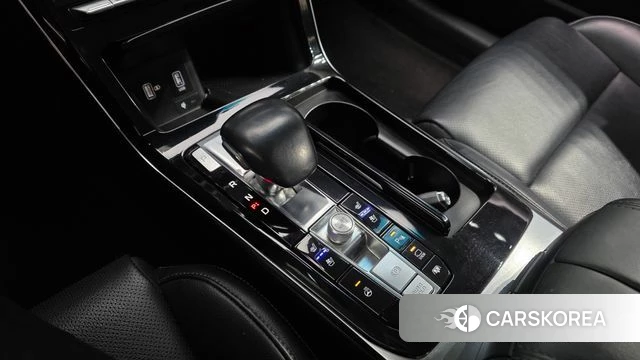 Kia K7 Premier Hybrid id 3965486 из Кореи 19