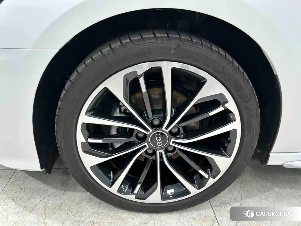 Audi A3 id 4629467 из Китая 25